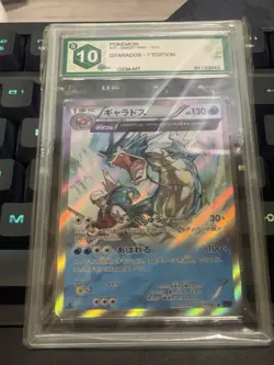 Carta Pokemon Gyarados Bandit Ring 2015 Holo XY Gradata GRAAD 10 ERROR LABEL - Image 1