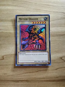 Yu-Gi-Oh! - Meteor Dragon - Super Rare / Holo - PRC1-EN001 - Image 1