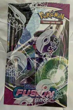 Pokemon TCG Sword And Shield Fusion Strike Booster Box - Image 4