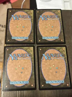 MTG - 4 x Hornet Queen - Playset - Lord of the Rings - LOTR - NM + tokens - Image 2