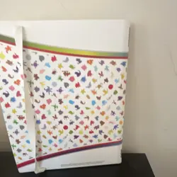 Pokemon TCG Scarlet & Violet 151 9-Pocket Binder Mew Multicolor Elastic Strap - Image 2