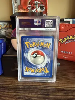 1999 Pokemon Fossil 1st Edition Ditto #18 PSA 10 - Image 2