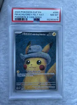 2023 POKEMON SVP EN PIKACHU/GREY FELT HAT POKEMON X VAN GOGH - Image 1