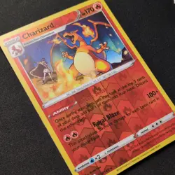Pokemon TCG Charizard 025/185 Vivid Voltage Reverse Holo Rare - Image 3