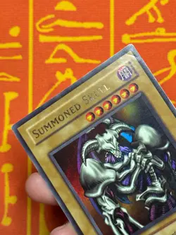 YUGIOH SUMMONED SKULL ULTRA RARE HEAVY PLAY MRD-E003 - Image 5