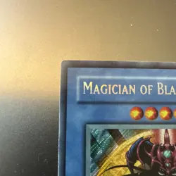 🔥 YUGIOH Magician of Black Chaos YGLD-ENC01 ULTRA RARE HOLOGRAPHIC NEAR MINT 83717849148 - Image 3