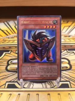 Yugioh Grossschild-Wache Ultra Rare DB1-DE097 - Image 1