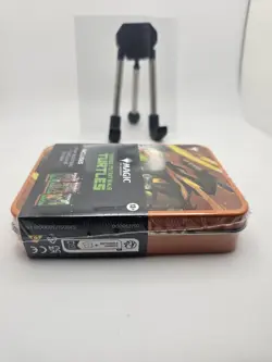 Magic: The Gathering Teenage Mutant Ninja Turtles Tin [Michelangelo] 3 Boosters - Image 3
