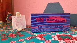 Pokemon Sword & Shield Darkness Ablaze Elite Trainer Box - Image 3