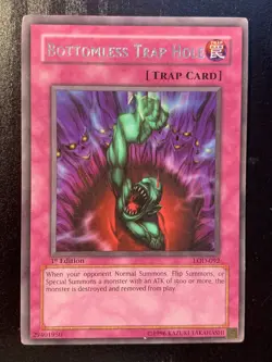 Yu-Gi-Oh! TCG Bottomless Trap Hole Legacy of Darkness LOD-092 1st Edition Rare - Image 1