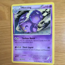 WEEZING 28/124 POKEMON CARD (FATES COLLIDE SET) - Image 4