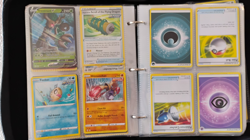 Pokemon card bundle (comes with binder) - 300+ cards - Image 5