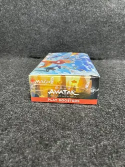 WIZARDS OF THE COAST MTG Avatar the Last Airbender Play Booster Box, Worn Box - Image 4