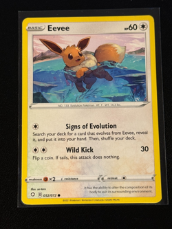 3 x Eevee 052/072 2018 Pokemon Shining Fates - Image 3