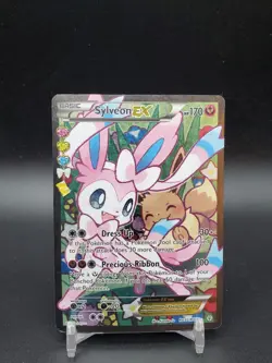 Sylveon EX RC32/RC32 Generations Radiant Collection HP Pokemon Card - Image 1