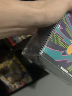 ASCENDED HEROES ETB ELITE TRAINER BOX POKEMON TCG (SMALL TEAR-DAMAGE) - Image 2