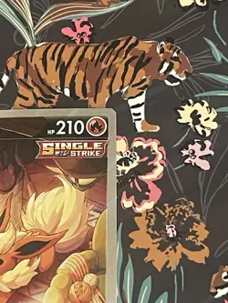 Pokemon TCG Flareon V SWSH179 Promo Single Strike Foil Sword & Shield English - Image 5