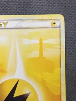 2010 Lightning Energy Ampharos 118/123 Heartgold & Soulsilver Pokemon TCG - Image 4