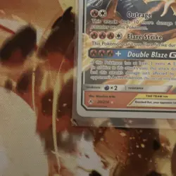 2019 Pokemon World Championships Reshiram & Charizard GX Tag Team 20/214 - Image 3