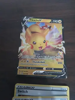 POKEMON TCG! Battle Academy Pikachu V 60 Card Deck with Box - Image 2