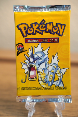 21.08g Pokemon TCG Base Set 2 Booster Pack 2000 Gyarados Art WOTC Vintage Sealed - Image 2