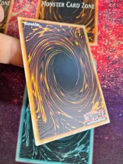 Yu-Gi-Oh! Blue-Eyes White Dragon LC01-EN004 Limited Ultra Rare c3/ - Image 4