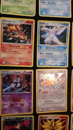 Pokemon Vintage Lot Of 25 Cards All Holographics - Image 4