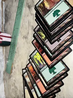 Magic the Gathering Deckmaster Mixed 400+ Card Lot W/ New Phyrexia Storage Box - Image 4