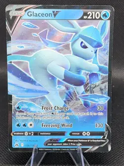 Pokemon TCG Glaceon v Holo Rare Card 38/159 Sword and Shield Crown Zenith - Image 1