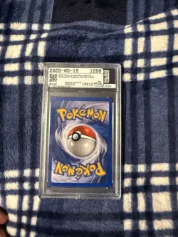 Pokemon 2002 Legendary Collection #34 Pidgeotto Reverse Foil PSA 9 - Image 2