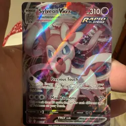 LP Sylveon Vmax 075/203 Evolving Skies Ultra Rare Pokemon Card - Image 1