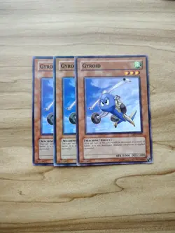 Yu-Gi-Oh! - Gyroid 3X - Complete Playset - Image 1