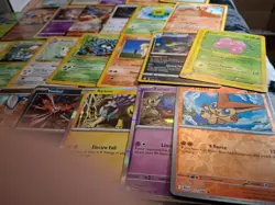 Pokemon TCG 850 Bulk Card Lot - Vintage, C/UC, Rare, Holos, etc 1999-2024 -lot21 - Image 2