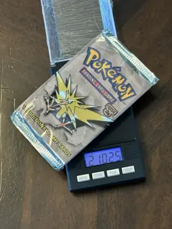 POKEMON FOSSIL BOOSTER PACK ZAPDOS ART WOTC 1999 FACTORY SEALED - Image 1