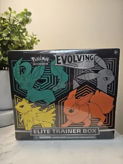 Pokemon TCG - Evolving Skies Elite Trainer Box (Umbreon Leafeon Jolteon Flareon) - Image 1