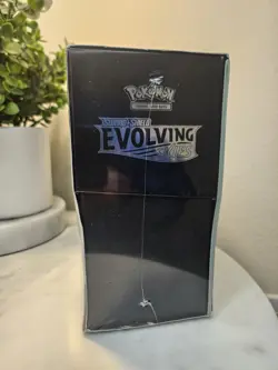 Pokemon TCG - Evolving Skies Elite Trainer Box (Umbreon Leafeon Jolteon Flareon) - Image 5