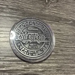 YuGiOh Blue-Eyes White Dragon Coin silver YCS Pre-Reg Chase Rare - Image 2