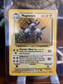 Pokemon Cards Base Set Magneton Light Play - Image 1