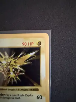 Shadowless Zapdos Holo Base Set 16/102 Damaged Crease Pokemon Card - Image 2