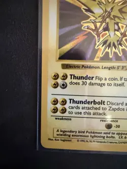 Shadowless Zapdos Holo Base Set 16/102 Damaged Crease Pokemon Card - Image 4