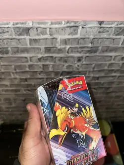 Pokemon TCG Destined Rivals Half Booster Box 18 Packs New (small split as seen) - Image 2