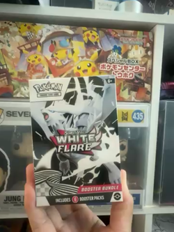 Pokemon TCG Scarlet & Violet White Flare Booster Bundle Box NEW SEALED - Image 2