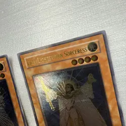 Lyla, Lightsworn Sorceress LODT-EN019 Ultimate Rare Yugioh NM X2 2 Copies - Image 4