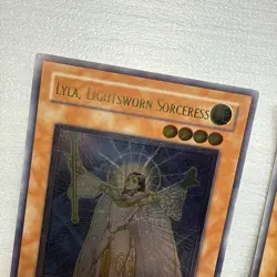 Lyla, Lightsworn Sorceress LODT-EN019 Ultimate Rare Yugioh NM X2 2 Copies - Image 5