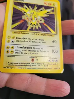 Pokemon TCG Zapdos Holo Rare Unlimited Card Base Set 16/102 MP - Image 3