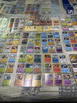 Charizard Lot Of 4000 Pokemon Cards - Image 3