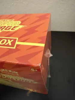 Pokemon Vivid Voltage ETB Elite Trainer Box - Torn/Ripped Seals/Dent - SWSH04 820650807688 - Image 3