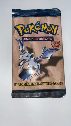 Pokemon Fossil Booster Pack Aerodactyl Wizards of the Coast English - Image 1