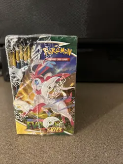 Pokemon TCG Sword & Shield Evolving Skies Booster Box SEALED w/plastic Case - Image 4