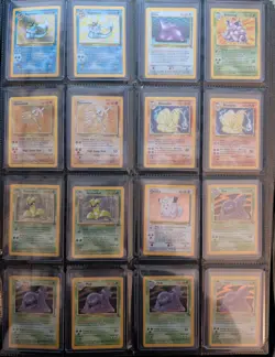 Pokemon Vintage Collection Binder Base Set Charizard 4/102 - Image 2